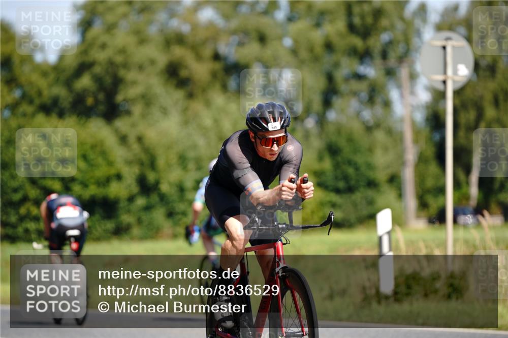 07.09.2025 - 19. Norderstedt Triathlon Michael Burmester http://msf.ph/oto/8836529 07.09.2025 12:47:14 Radfahren 345, 1260 meine-sportfotos.de