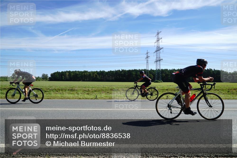 07.09.2025 - 19. Norderstedt Triathlon Michael Burmester http://msf.ph/oto/8836538 07.09.2025 12:01:20 Radfahren 1220, 1267, 1370 meine-sportfotos.de