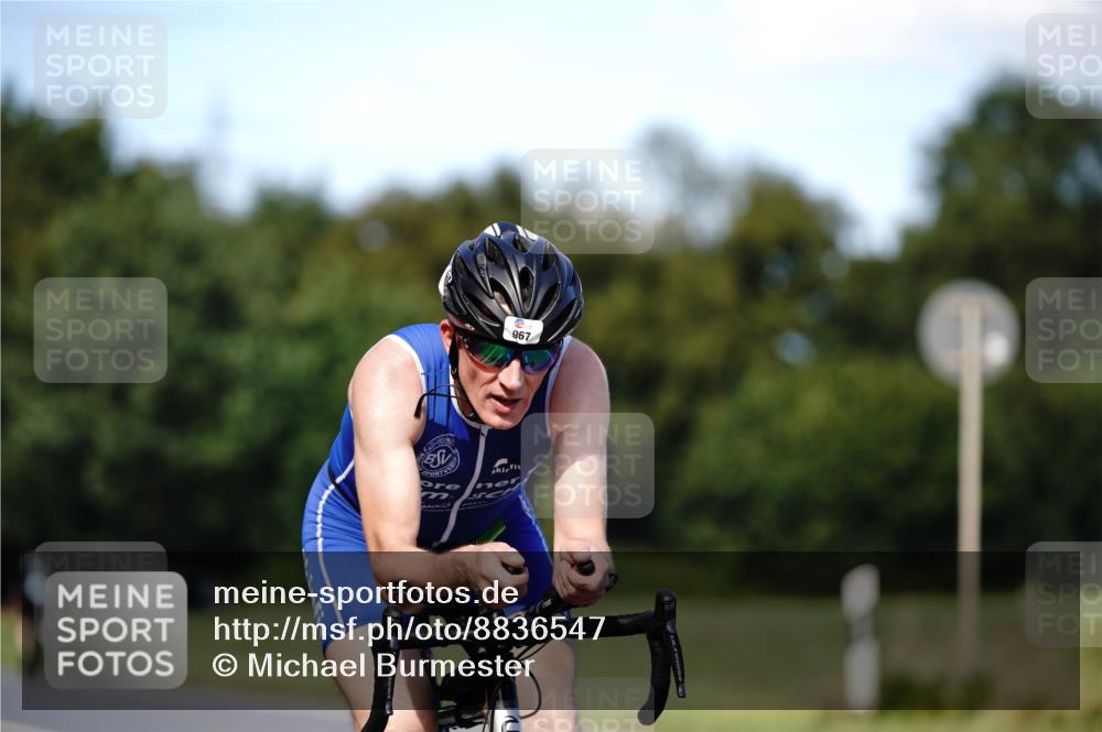 07.09.2025 - 19. Norderstedt Triathlon Michael Burmester http://msf.ph/oto/8836547 07.09.2025 14:06:31 Radfahren 411, 967 meine-sportfotos.de