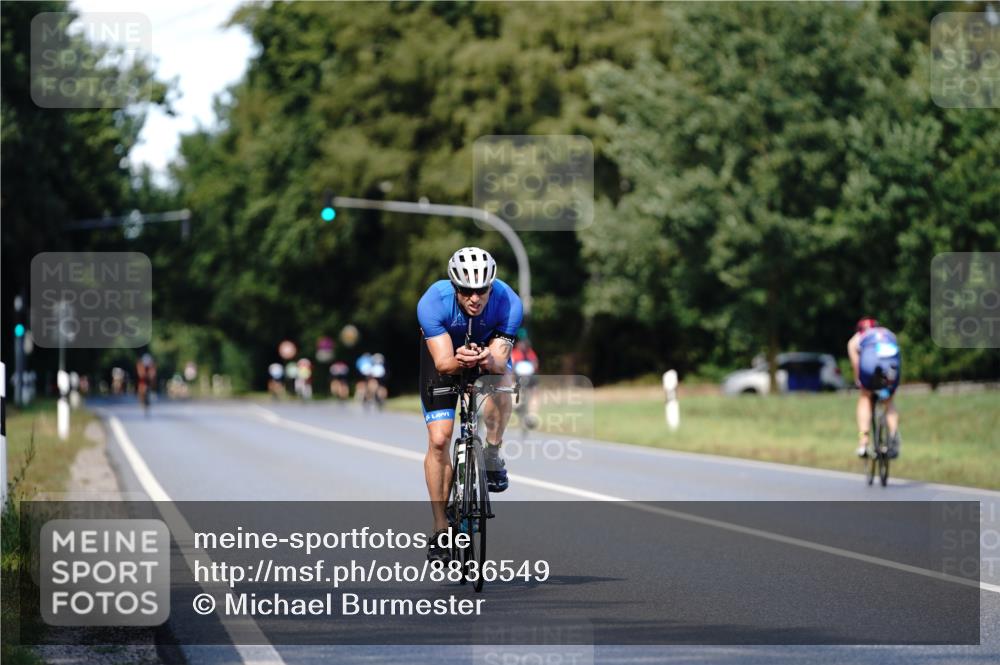 07.09.2025 - 19. Norderstedt Triathlon Michael Burmester http://msf.ph/oto/8836549 07.09.2025 14:06:38 Radfahren  meine-sportfotos.de