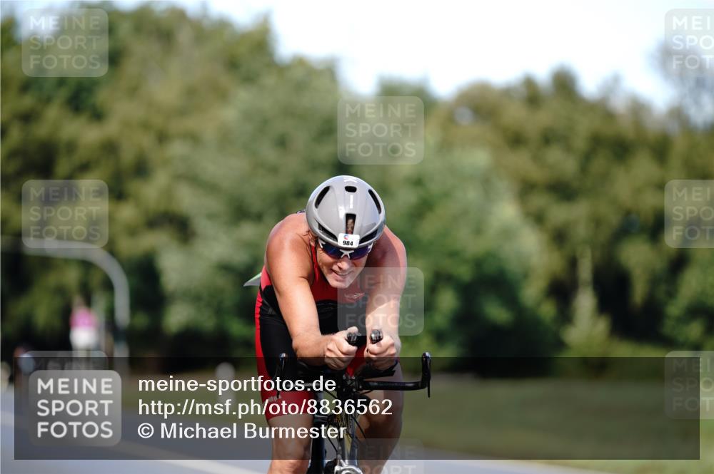 07.09.2025 - 19. Norderstedt Triathlon Michael Burmester http://msf.ph/oto/8836562 07.09.2025 14:06:53 Radfahren 984 meine-sportfotos.de
