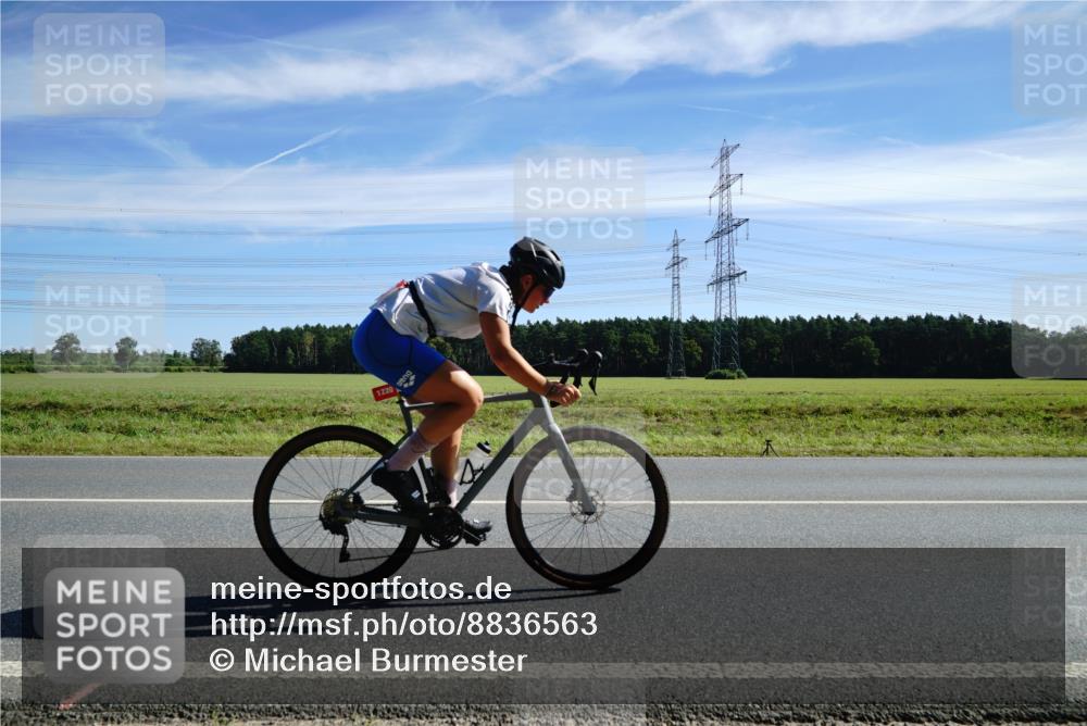 07.09.2025 - 19. Norderstedt Triathlon Michael Burmester http://msf.ph/oto/8836563 07.09.2025 12:01:22 Radfahren 1220, 1267, 1370 meine-sportfotos.de