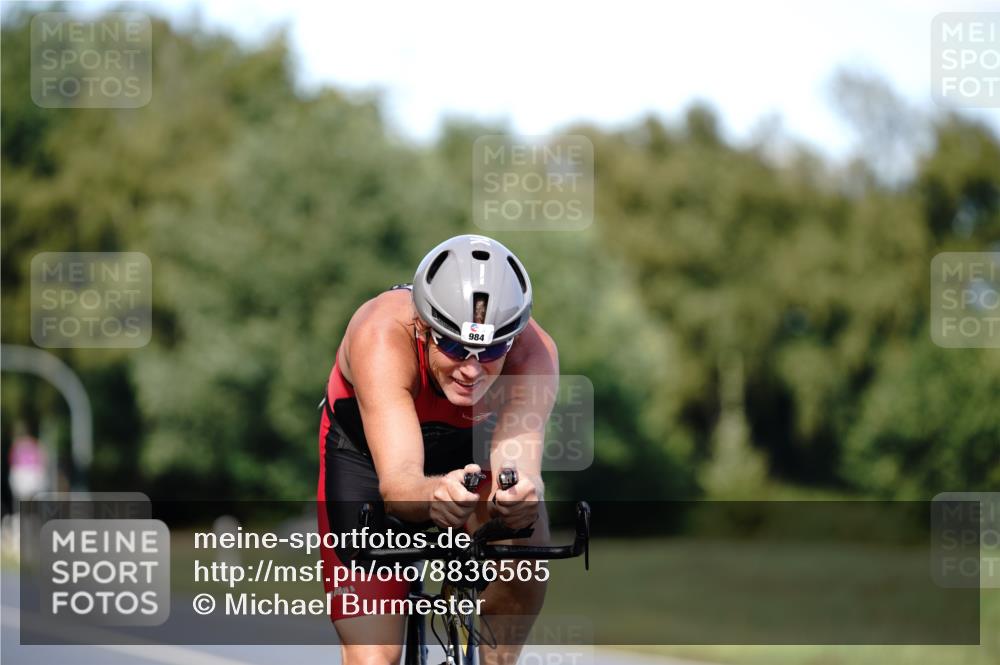 07.09.2025 - 19. Norderstedt Triathlon Michael Burmester http://msf.ph/oto/8836565 07.09.2025 14:06:53 Radfahren 984 meine-sportfotos.de