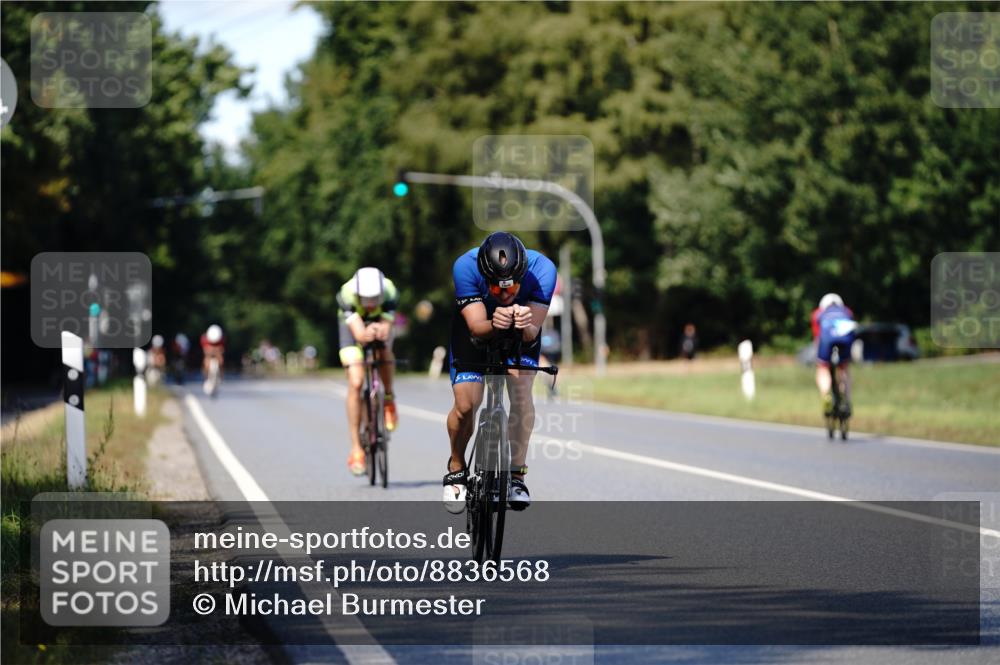 07.09.2025 - 19. Norderstedt Triathlon Michael Burmester http://msf.ph/oto/8836568 07.09.2025 14:07:14 Radfahren 1008, 1469 meine-sportfotos.de