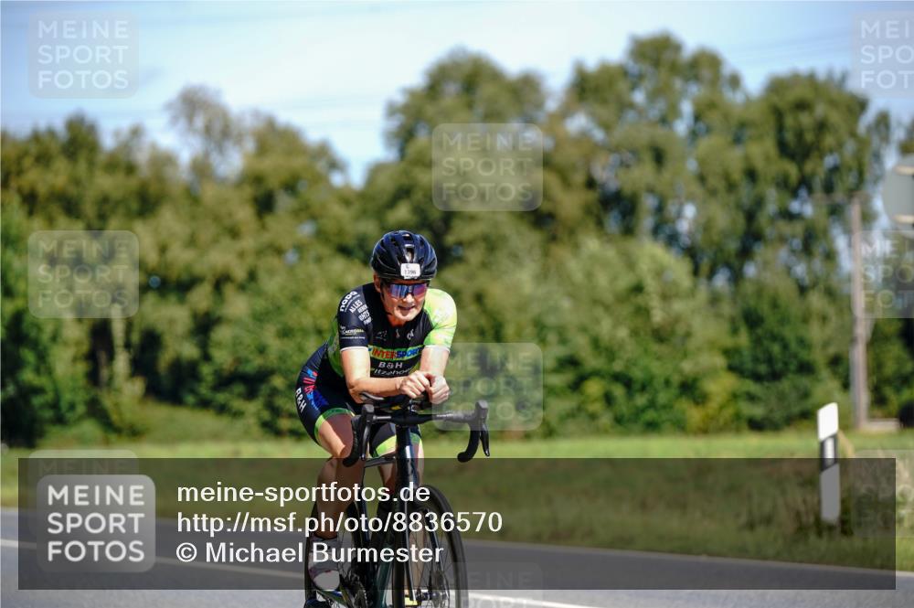 07.09.2025 - 19. Norderstedt Triathlon Michael Burmester http://msf.ph/oto/8836570 07.09.2025 12:47:49 Radfahren 318, 825, 1396 meine-sportfotos.de