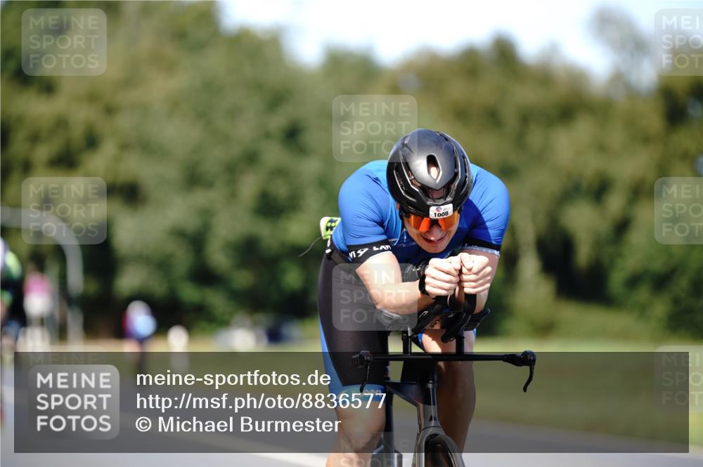 07.09.2025 - 19. Norderstedt Triathlon Michael Burmester http://msf.ph/oto/8836577 07.09.2025 14:07:15 Radfahren 1008, 1469 meine-sportfotos.de
