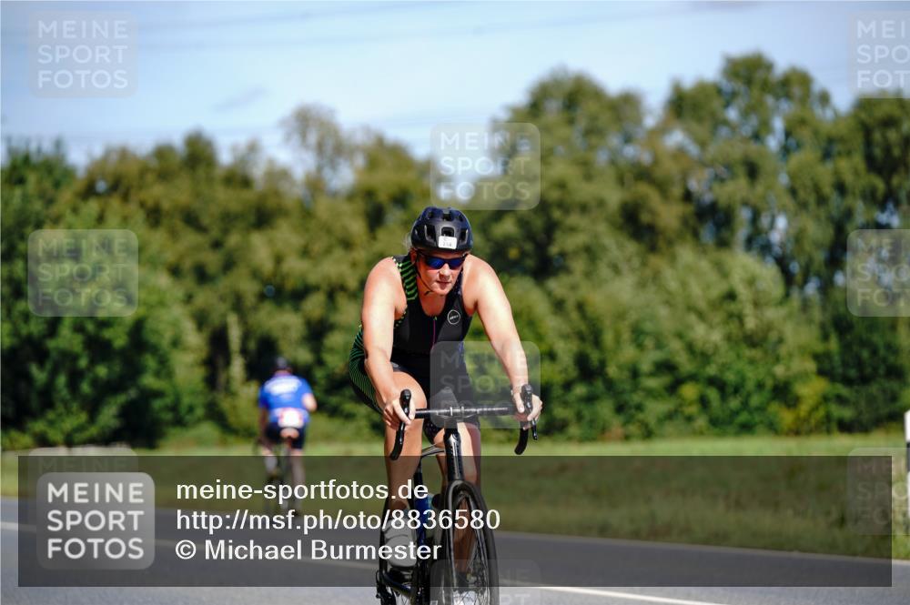 07.09.2025 - 19. Norderstedt Triathlon Michael Burmester http://msf.ph/oto/8836580 07.09.2025 12:47:55 Radfahren 700, 744 meine-sportfotos.de