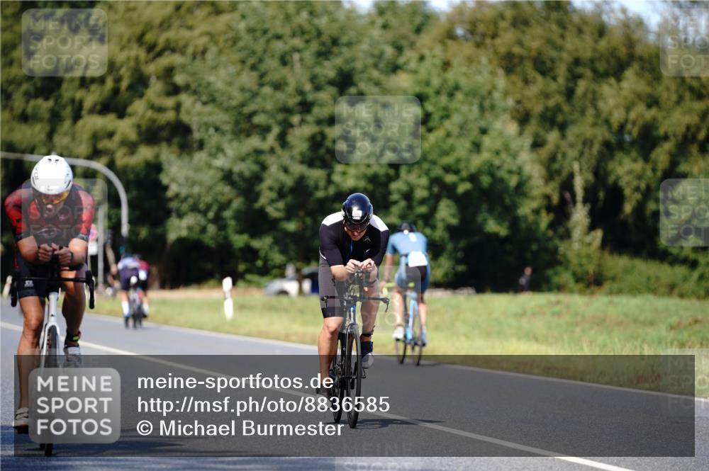 07.09.2025 - 19. Norderstedt Triathlon Michael Burmester http://msf.ph/oto/8836585 07.09.2025 14:07:25 Radfahren 960, 1036 meine-sportfotos.de