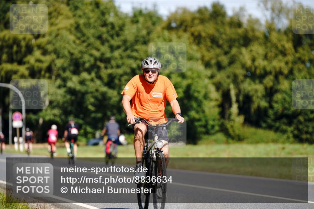 07.09.2025 - 19. Norderstedt Triathlon Michael Burmester http://msf.ph/oto/8836634 07.09.2025 12:48:12 Radfahren  meine-sportfotos.de