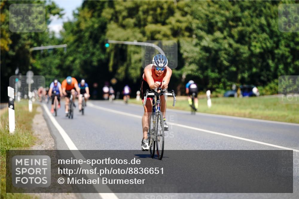 07.09.2025 - 19. Norderstedt Triathlon Michael Burmester http://msf.ph/oto/8836651 07.09.2025 12:48:38 Radfahren 798 meine-sportfotos.de