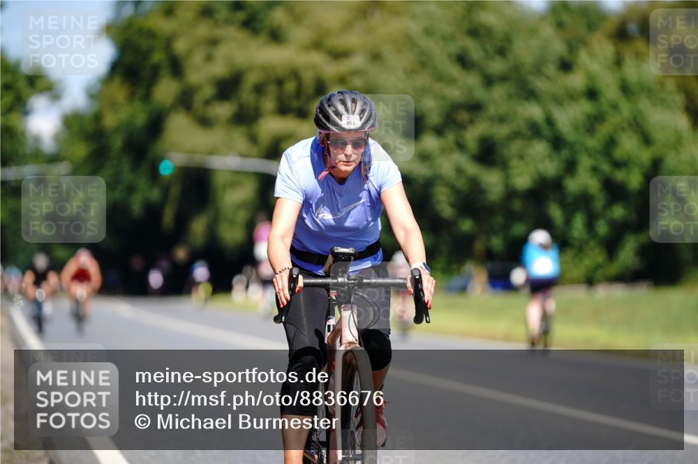07.09.2025 - 19. Norderstedt Triathlon Michael Burmester http://msf.ph/oto/8836676 07.09.2025 12:48:47 Radfahren 283, 810, 853 meine-sportfotos.de
