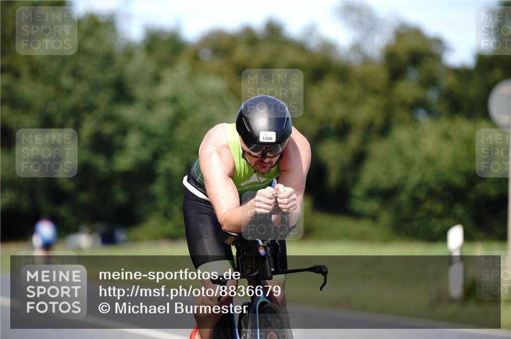 07.09.2025 - 19. Norderstedt Triathlon Michael Burmester http://msf.ph/oto/8836679 07.09.2025 14:08:28 Radfahren 987, 995, 1006, 1013 meine-sportfotos.de