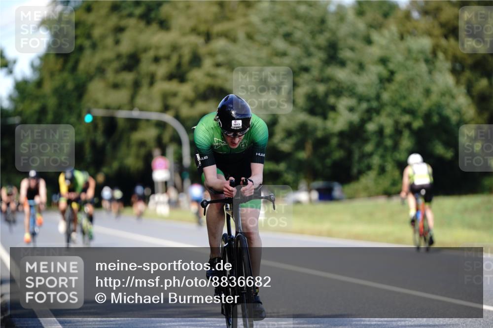 07.09.2025 - 19. Norderstedt Triathlon Michael Burmester http://msf.ph/oto/8836682 07.09.2025 14:08:30 Radfahren 1006, 1013 meine-sportfotos.de
