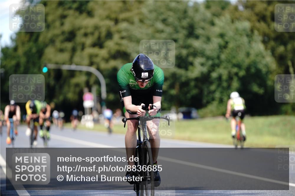 07.09.2025 - 19. Norderstedt Triathlon Michael Burmester http://msf.ph/oto/8836685 07.09.2025 14:08:30 Radfahren 1006, 1013 meine-sportfotos.de