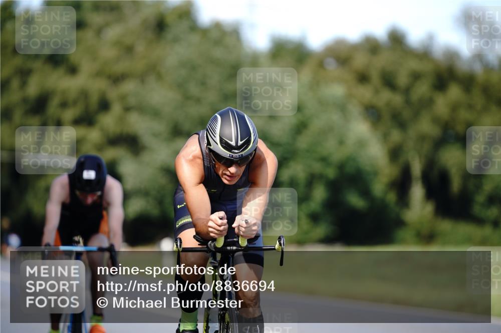 07.09.2025 - 19. Norderstedt Triathlon Michael Burmester http://msf.ph/oto/8836694 07.09.2025 14:08:35 Radfahren 1002, 1031, 1457 meine-sportfotos.de