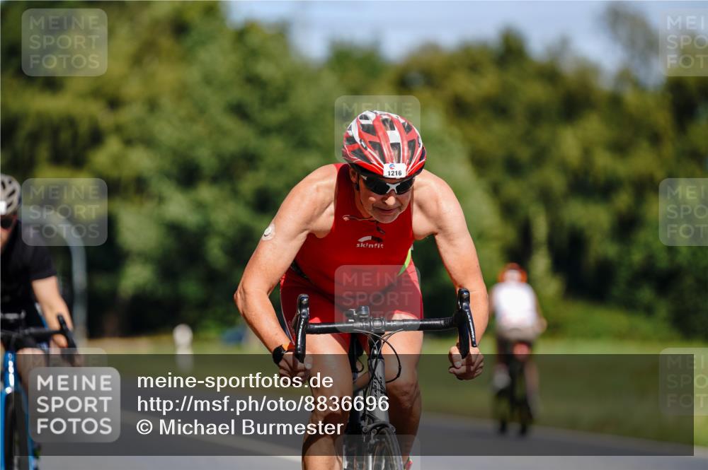 07.09.2025 - 19. Norderstedt Triathlon Michael Burmester http://msf.ph/oto/8836696 07.09.2025 12:48:54 Radfahren 142, 1216 meine-sportfotos.de