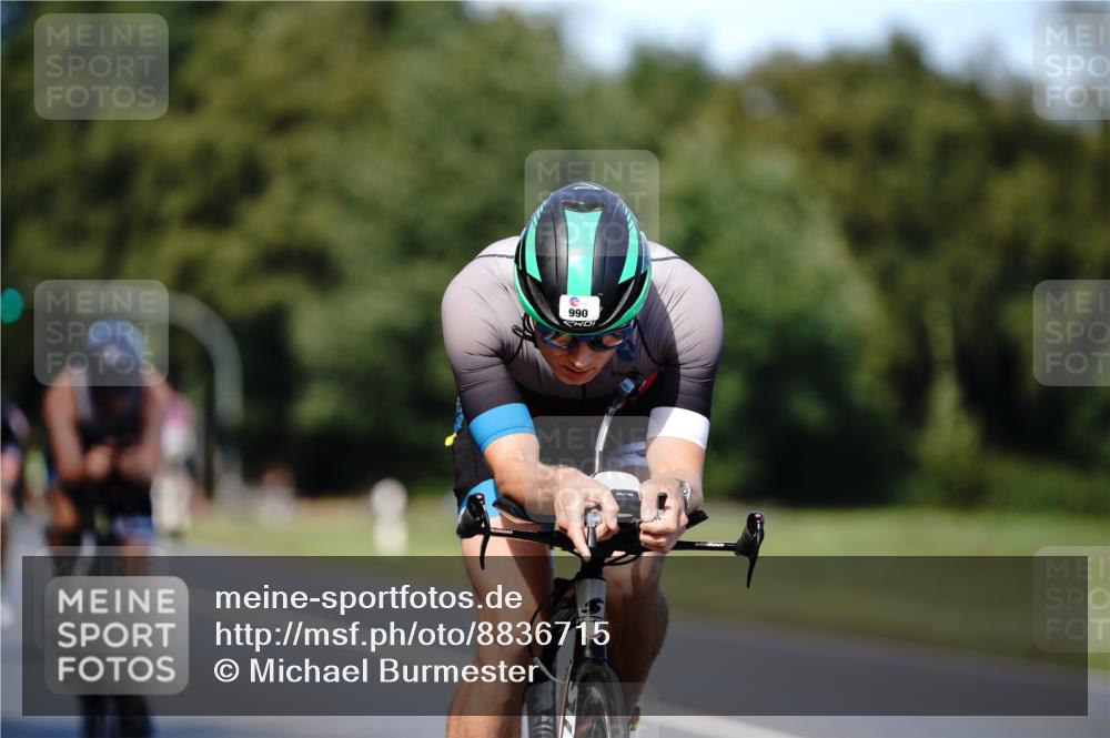07.09.2025 - 19. Norderstedt Triathlon Michael Burmester http://msf.ph/oto/8836715 07.09.2025 14:08:48 Radfahren 986, 990, 992 meine-sportfotos.de