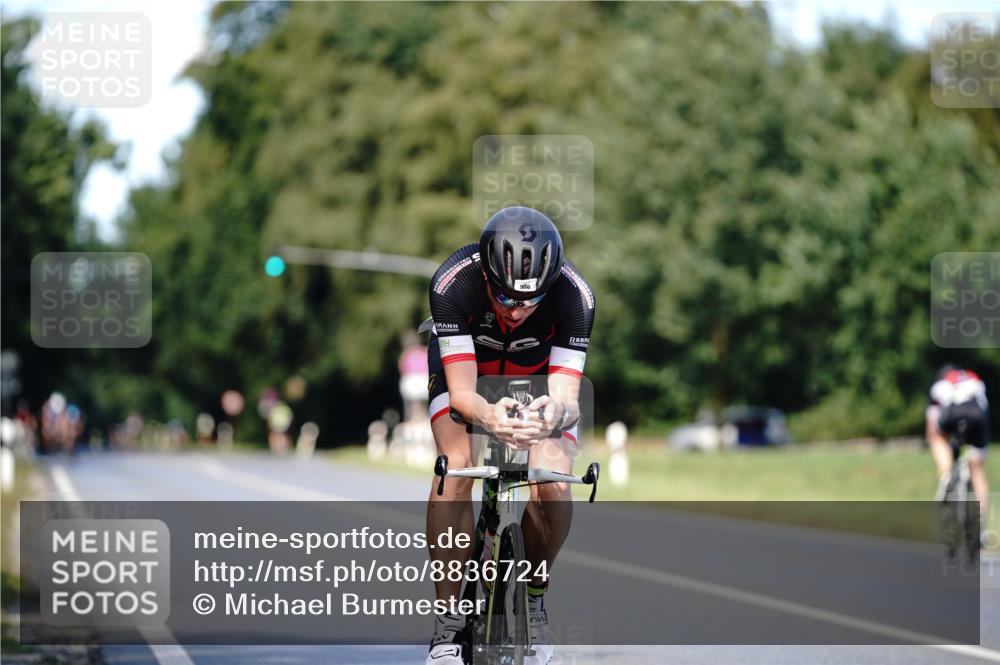 07.09.2025 - 19. Norderstedt Triathlon Michael Burmester http://msf.ph/oto/8836724 07.09.2025 14:08:50 Radfahren 986, 990, 992 meine-sportfotos.de