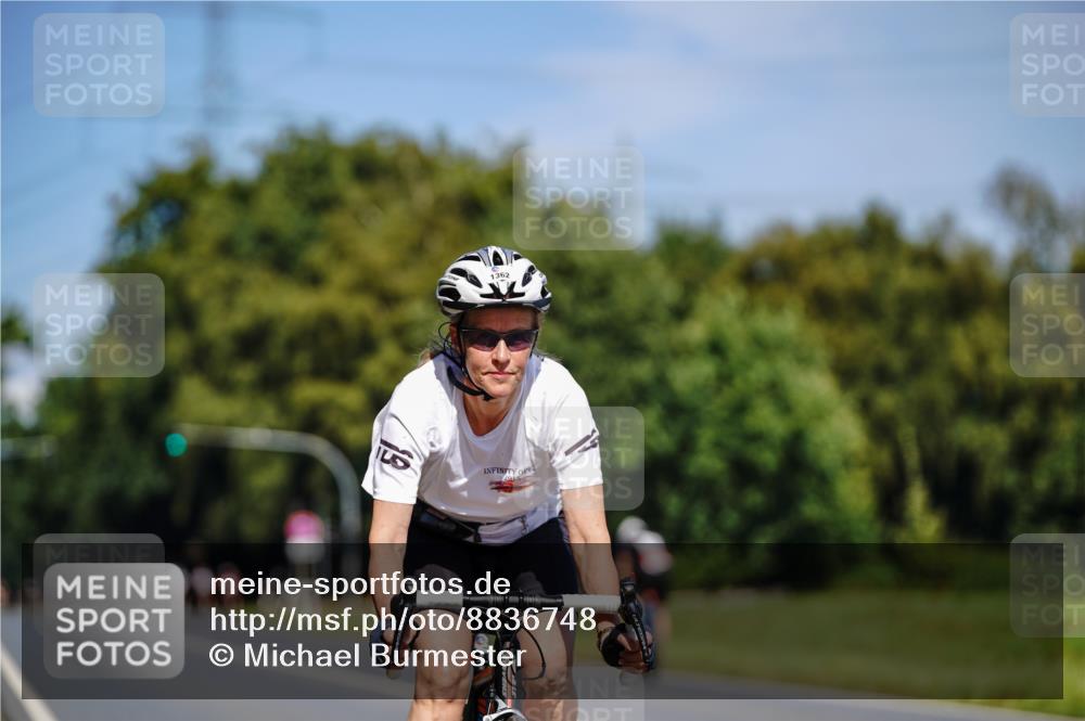 07.09.2025 - 19. Norderstedt Triathlon Michael Burmester http://msf.ph/oto/8836748 07.09.2025 12:49:10 Radfahren 288, 1362 meine-sportfotos.de