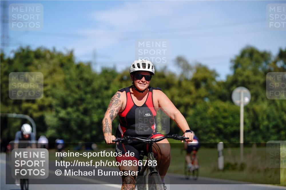 07.09.2025 - 19. Norderstedt Triathlon Michael Burmester http://msf.ph/oto/8836783 07.09.2025 12:49:47 Radfahren 174, 240, 311, 1234, 1477 meine-sportfotos.de