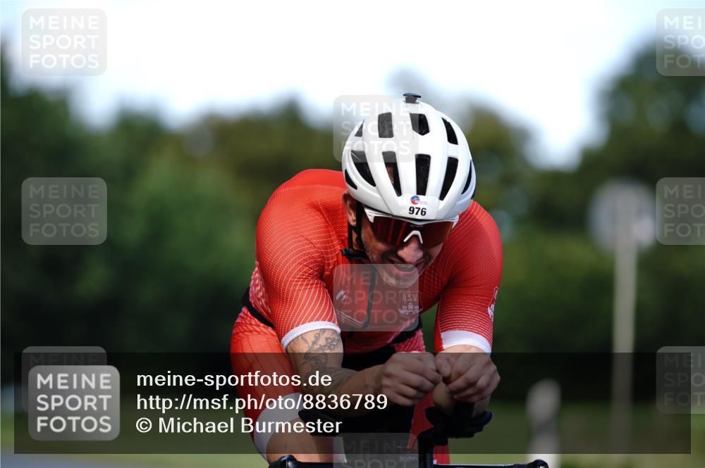07.09.2025 - 19. Norderstedt Triathlon Michael Burmester http://msf.ph/oto/8836789 07.09.2025 14:09:48 Radfahren 976 meine-sportfotos.de