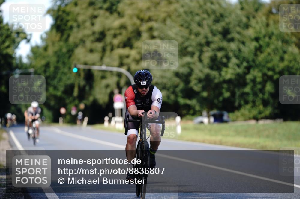 07.09.2025 - 19. Norderstedt Triathlon Michael Burmester http://msf.ph/oto/8836807 07.09.2025 14:10:10 Radfahren 872, 968 meine-sportfotos.de