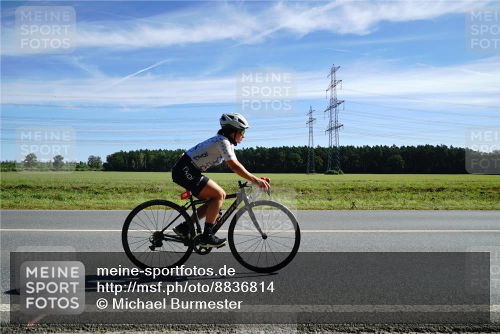 07.09.2025 - 19. Norderstedt Triathlon Michael Burmester http://msf.ph/oto/8836814 07.09.2025 12:01:59 Radfahren 696, 738, 845 meine-sportfotos.de