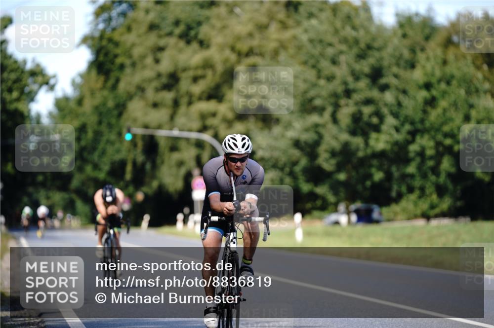 07.09.2025 - 19. Norderstedt Triathlon Michael Burmester http://msf.ph/oto/8836819 07.09.2025 14:10:14 Radfahren 968, 991, 1007 meine-sportfotos.de
