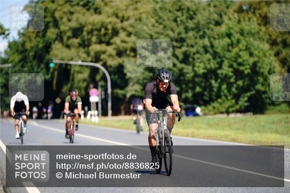 07.09.2025 - 19. Norderstedt Triathlon Michael Burmester http://msf.ph/oto/8836825 07.09.2025 12:50:02 Radfahren 712, 1373 meine-sportfotos.de
