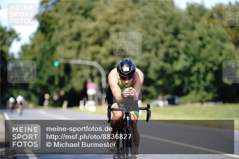 07.09.2025 - 19. Norderstedt Triathlon Michael Burmester http://msf.ph/oto/8836827 07.09.2025 14:10:17 Radfahren 991, 1007 meine-sportfotos.de