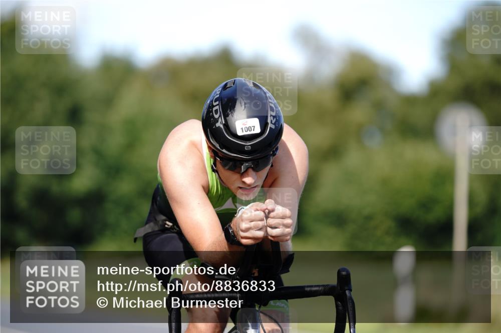 07.09.2025 - 19. Norderstedt Triathlon Michael Burmester http://msf.ph/oto/8836833 07.09.2025 14:10:17 Radfahren 991, 1007 meine-sportfotos.de