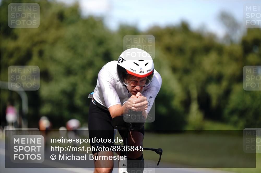 07.09.2025 - 19. Norderstedt Triathlon Michael Burmester http://msf.ph/oto/8836845 07.09.2025 14:10:25 Radfahren 388, 1016 meine-sportfotos.de