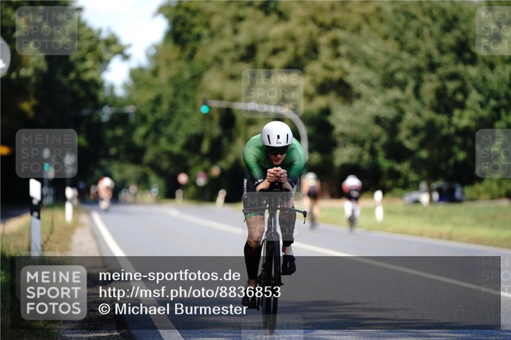 07.09.2025 - 19. Norderstedt Triathlon Michael Burmester http://msf.ph/oto/8836853 07.09.2025 14:10:26 Radfahren 388, 1016 meine-sportfotos.de