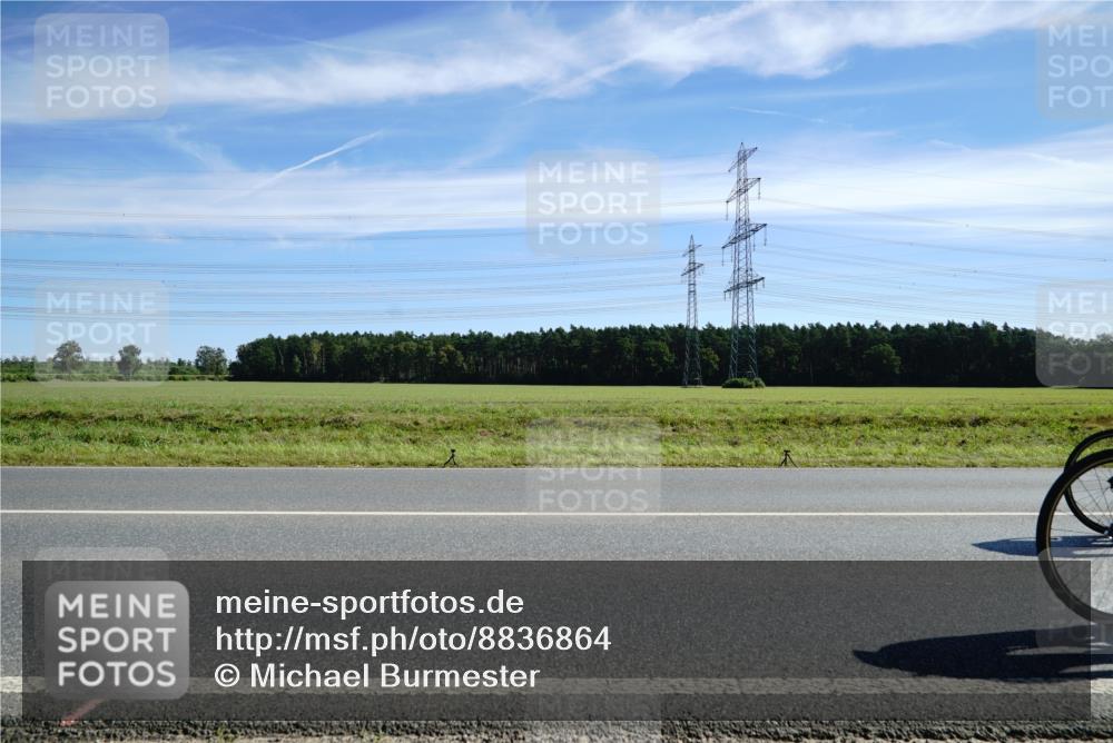 07.09.2025 - 19. Norderstedt Triathlon Michael Burmester http://msf.ph/oto/8836864 07.09.2025 12:02:04 Radfahren 1288, 1368 meine-sportfotos.de