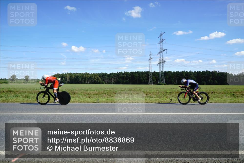 07.09.2025 - 19. Norderstedt Triathlon Michael Burmester http://msf.ph/oto/8836869 07.09.2025 14:08:01 Radfahren  meine-sportfotos.de