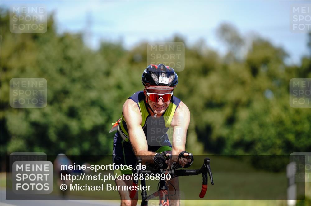 07.09.2025 - 19. Norderstedt Triathlon Michael Burmester http://msf.ph/oto/8836890 07.09.2025 12:50:35 Radfahren 205, 759 meine-sportfotos.de