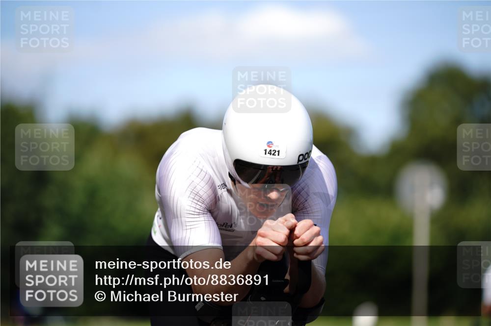 07.09.2025 - 19. Norderstedt Triathlon Michael Burmester http://msf.ph/oto/8836891 07.09.2025 14:10:44 Radfahren 876, 1421 meine-sportfotos.de