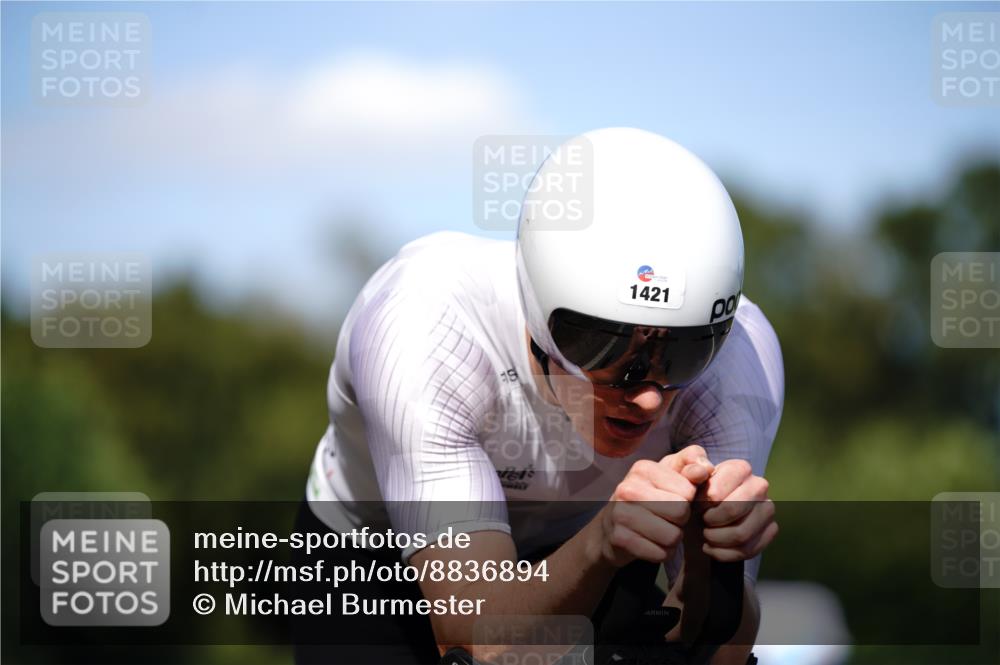 07.09.2025 - 19. Norderstedt Triathlon Michael Burmester http://msf.ph/oto/8836894 07.09.2025 14:10:44 Radfahren 876, 1421 meine-sportfotos.de
