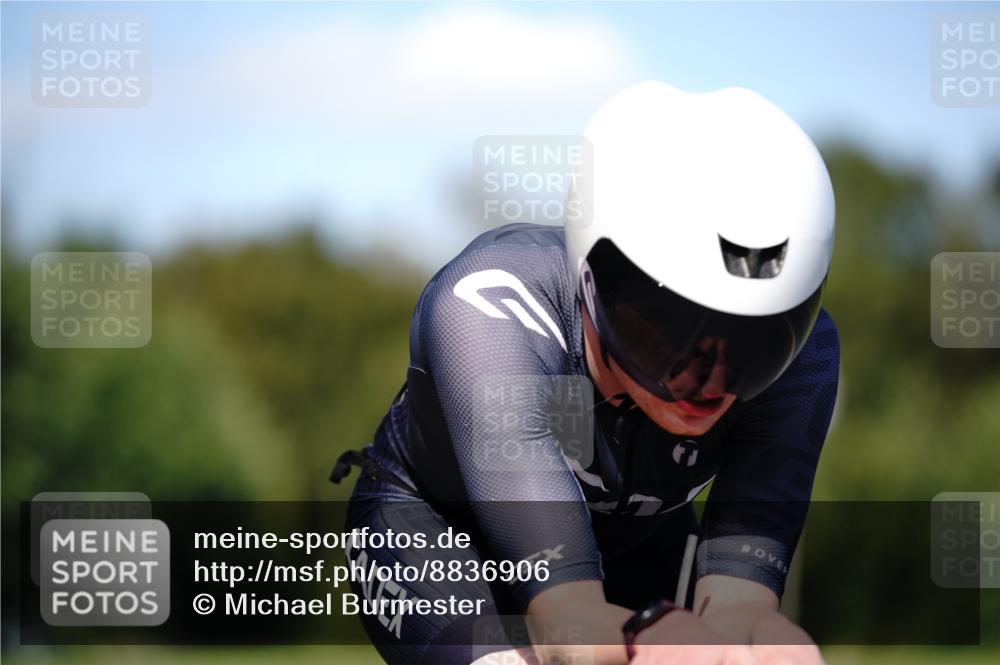 07.09.2025 - 19. Norderstedt Triathlon Michael Burmester http://msf.ph/oto/8836906 07.09.2025 14:10:50 Radfahren 1468 meine-sportfotos.de