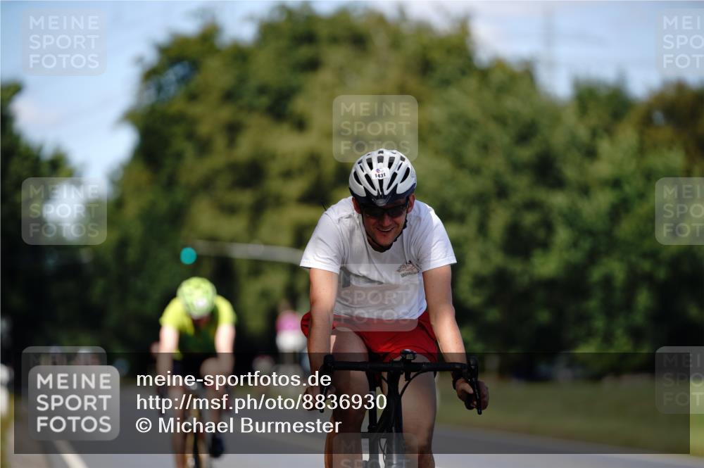 07.09.2025 - 19. Norderstedt Triathlon Michael Burmester http://msf.ph/oto/8836930 07.09.2025 14:11:13 Radfahren 1431, 1466 meine-sportfotos.de
