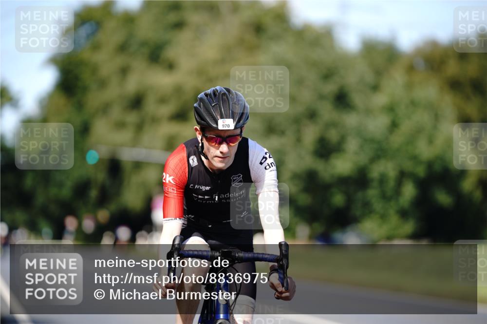 07.09.2025 - 19. Norderstedt Triathlon Michael Burmester http://msf.ph/oto/8836975 07.09.2025 14:11:33 Radfahren 970 meine-sportfotos.de