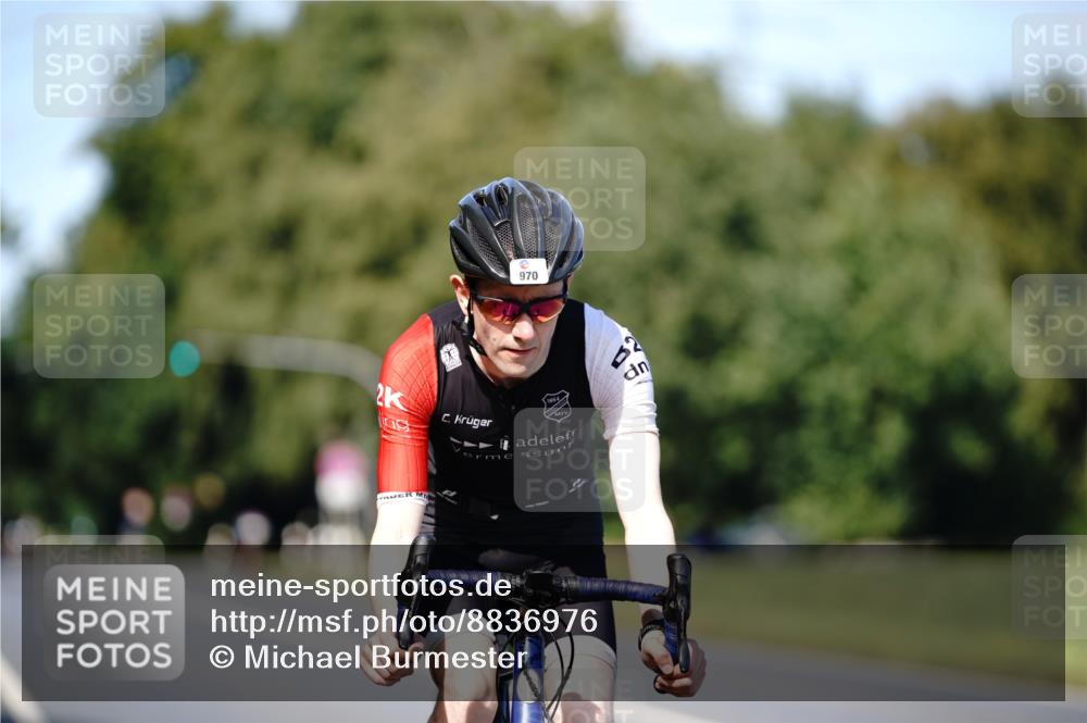 07.09.2025 - 19. Norderstedt Triathlon Michael Burmester http://msf.ph/oto/8836976 07.09.2025 14:11:33 Radfahren 970 meine-sportfotos.de