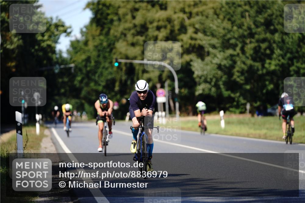 07.09.2025 - 19. Norderstedt Triathlon Michael Burmester http://msf.ph/oto/8836979 07.09.2025 14:11:43 Radfahren 369, 997 meine-sportfotos.de