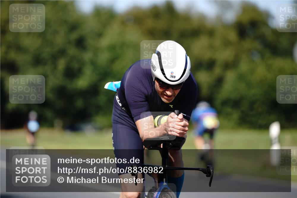 07.09.2025 - 19. Norderstedt Triathlon Michael Burmester http://msf.ph/oto/8836982 07.09.2025 14:11:45 Radfahren 369, 997 meine-sportfotos.de