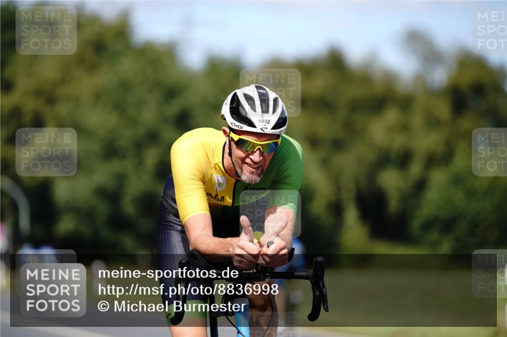 07.09.2025 - 19. Norderstedt Triathlon Michael Burmester http://msf.ph/oto/8836998 07.09.2025 14:11:50 Radfahren 1032 meine-sportfotos.de