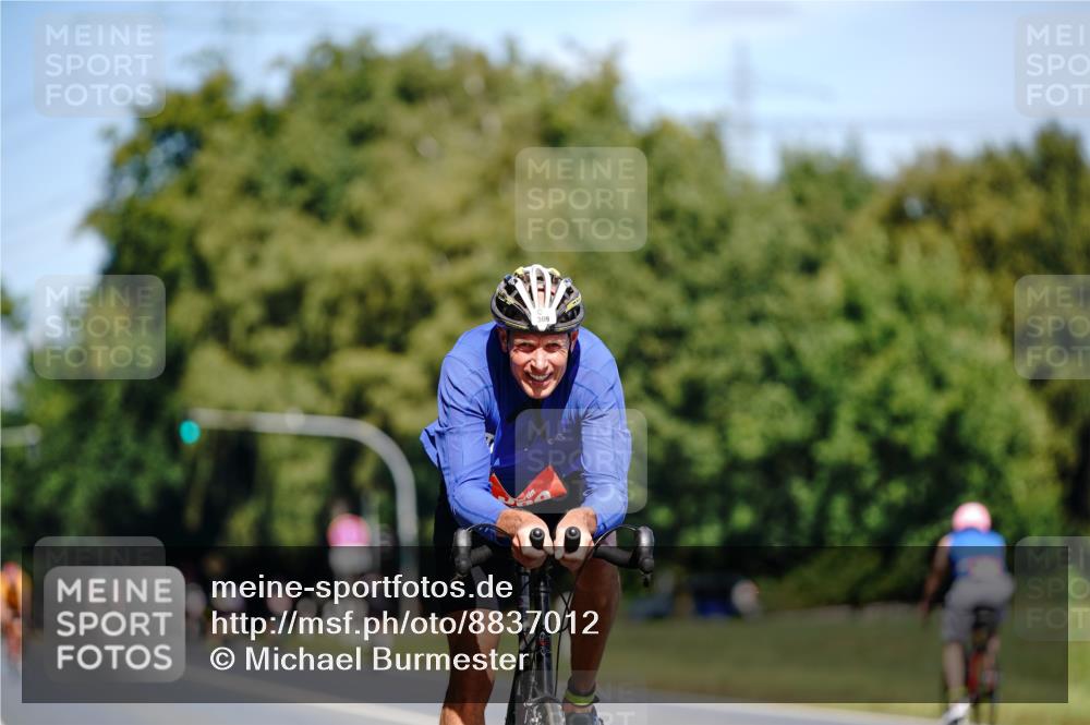 07.09.2025 - 19. Norderstedt Triathlon Michael Burmester http://msf.ph/oto/8837012 07.09.2025 12:51:21 Radfahren 309 meine-sportfotos.de