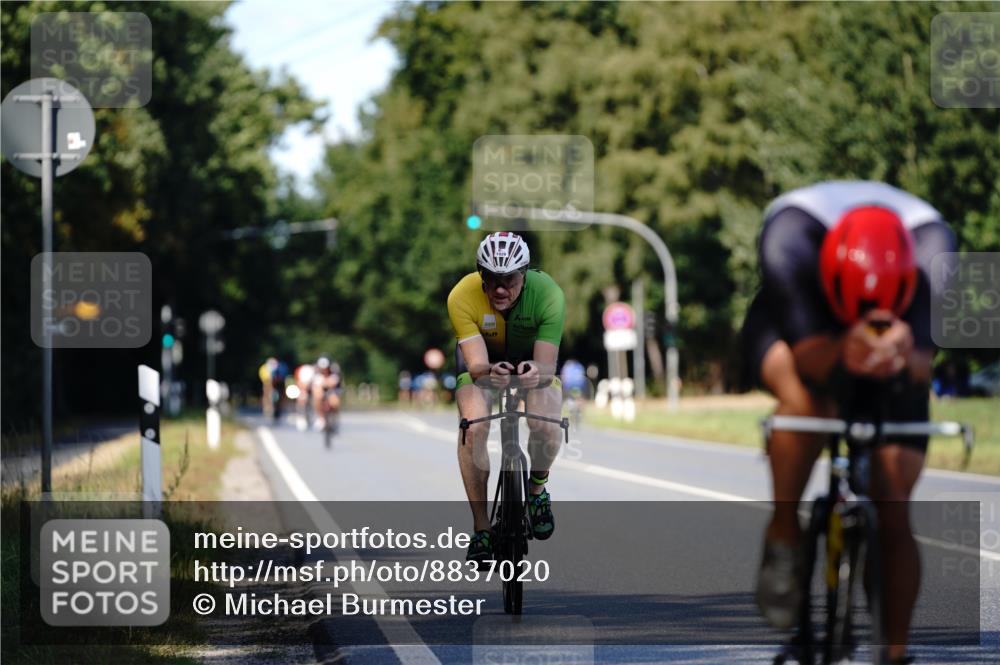 07.09.2025 - 19. Norderstedt Triathlon Michael Burmester http://msf.ph/oto/8837020 07.09.2025 14:12:06 Radfahren 911, 1029 meine-sportfotos.de