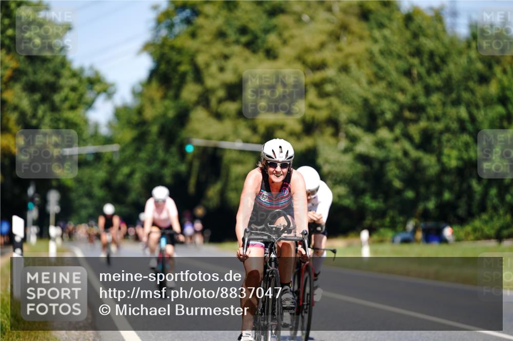 07.09.2025 - 19. Norderstedt Triathlon Michael Burmester http://msf.ph/oto/8837047 07.09.2025 12:51:39 Radfahren 723, 747, 1366 meine-sportfotos.de