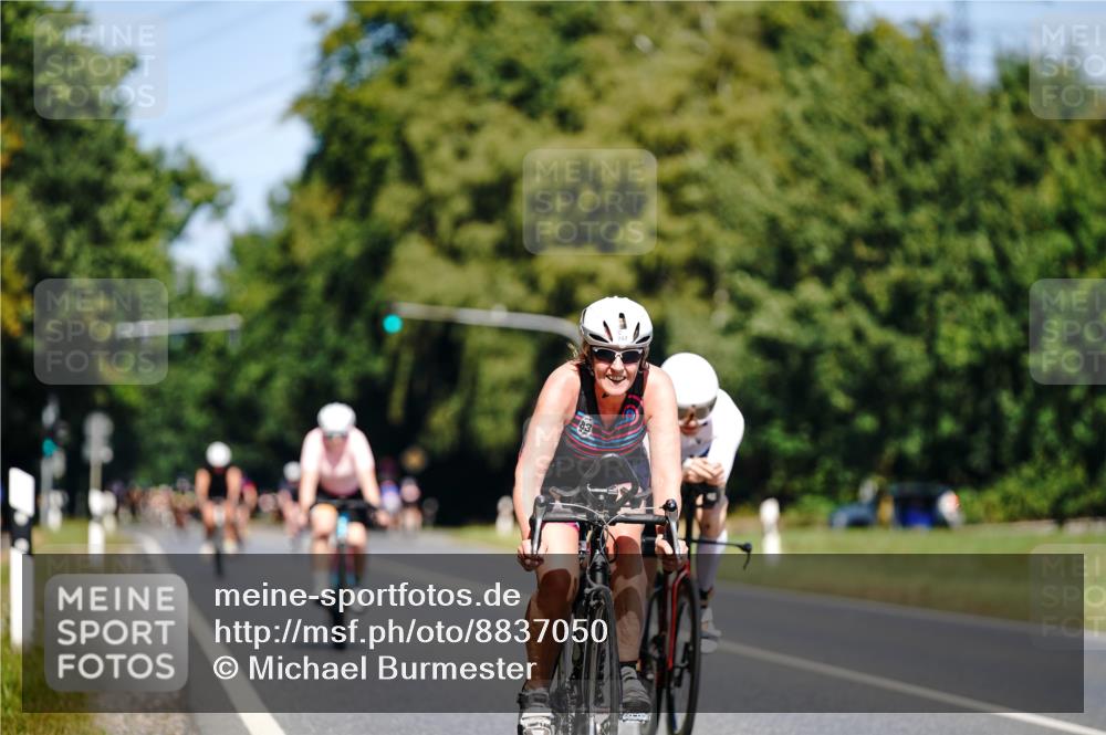 07.09.2025 - 19. Norderstedt Triathlon Michael Burmester http://msf.ph/oto/8837050 07.09.2025 12:51:39 Radfahren 723, 747, 1366 meine-sportfotos.de