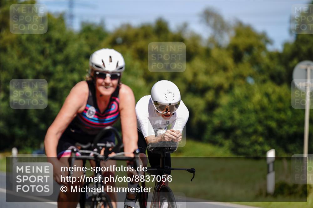 07.09.2025 - 19. Norderstedt Triathlon Michael Burmester http://msf.ph/oto/8837056 07.09.2025 12:51:40 Radfahren 329, 723, 747, 1366 meine-sportfotos.de